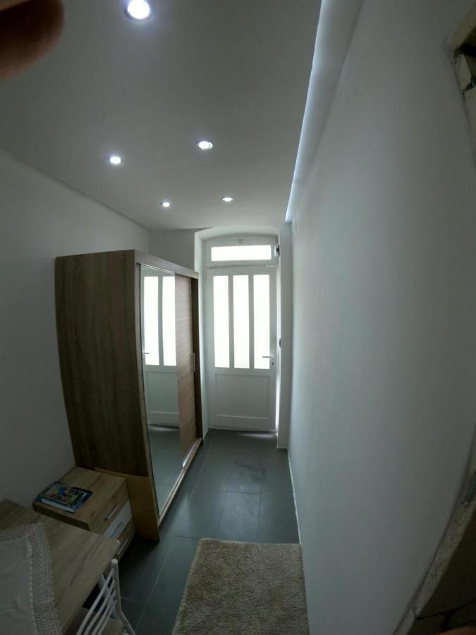 Apartmani Majetic Omisalj Bagian luar foto