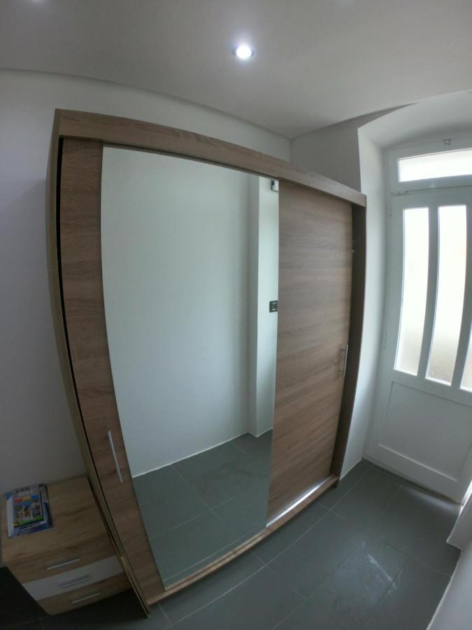 Apartmani Majetic Omisalj Bagian luar foto